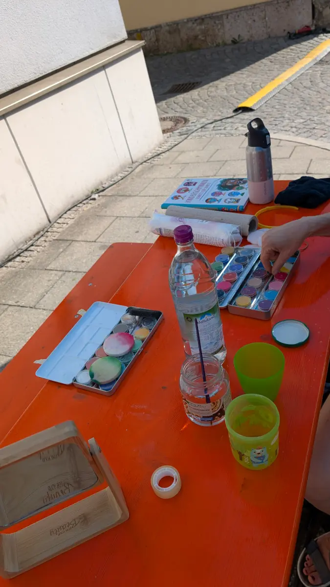 Geschminktes Kind beim Grafinger Bürgerfest
